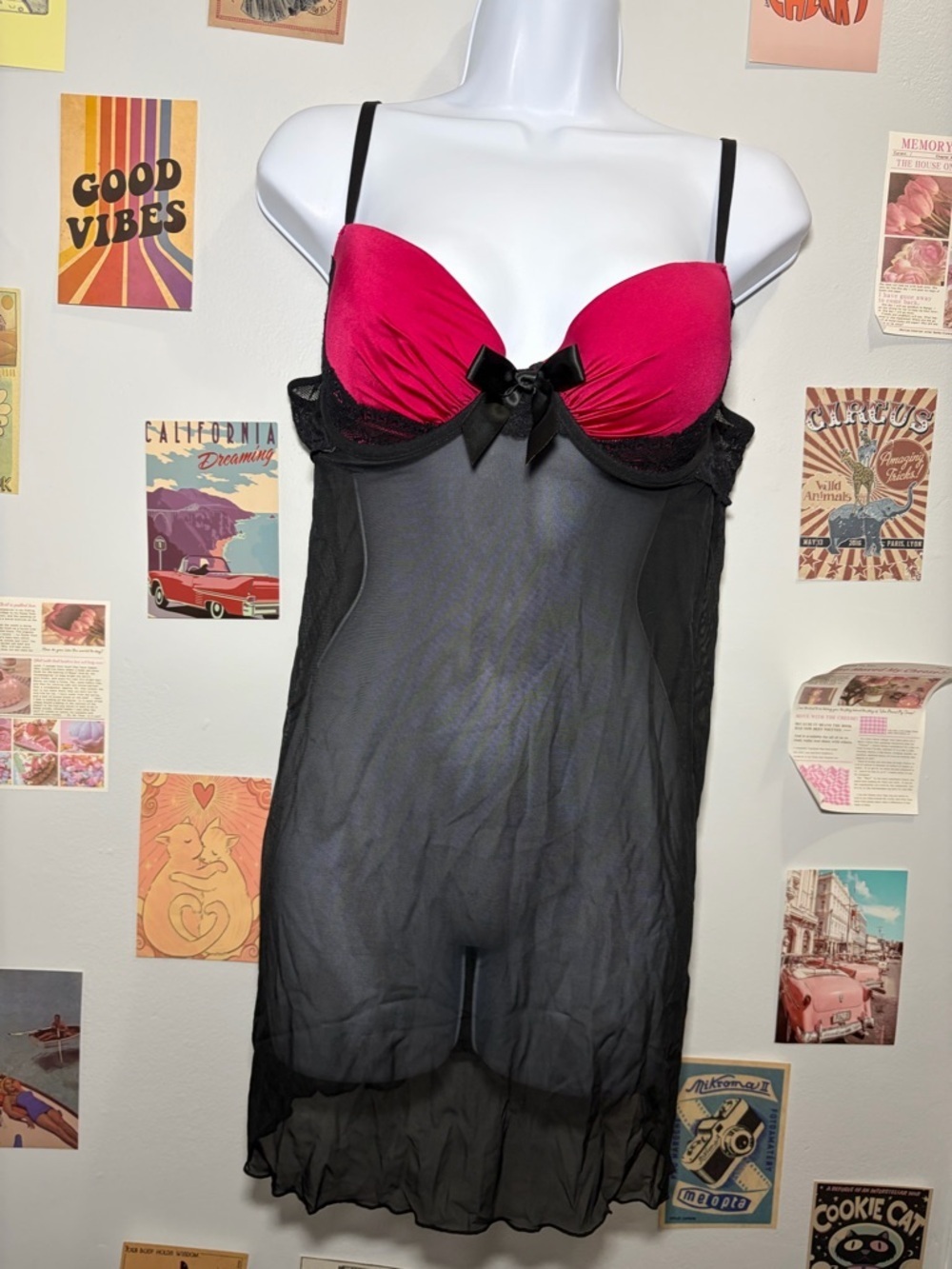 Gilligan & O'Malley Black & Fuchsia Sheer Babydoll Chemise with Ribbon Bow